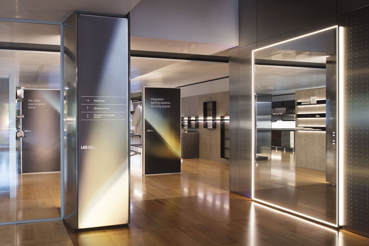 L-S_showroom_LS_2885